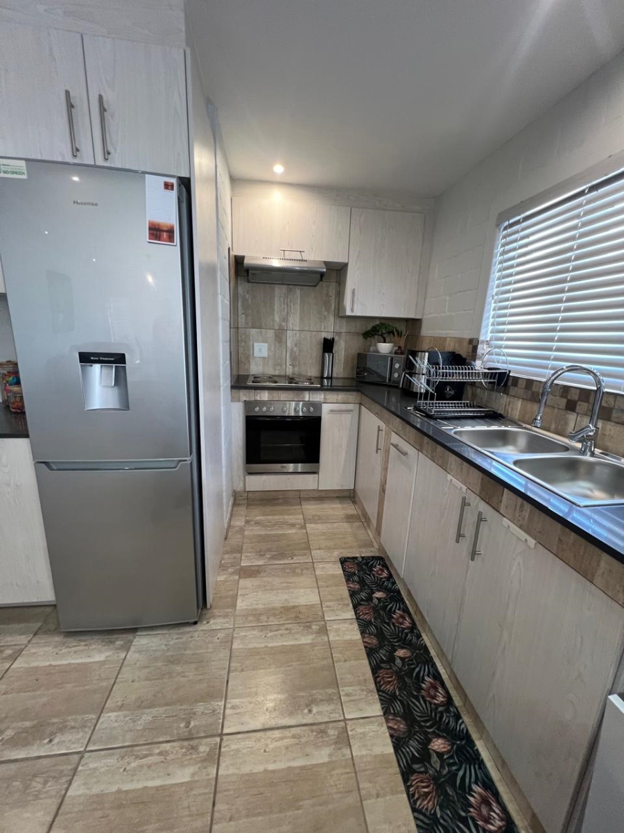 4 Bedroom Property for Sale in Da Gama Bay Western Cape